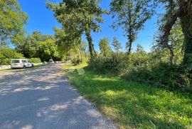 Građevinsko zemljište za kuću s pristojnom okućnicom., Barban, Land