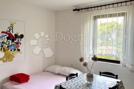 APARTMAN, 100 M DO MORA, Crikvenica, Apartamento