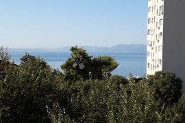 Krimeja, praktičan stančić u odličnoj zgradi, Rijeka, Kвартира
