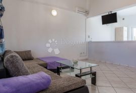 Apartman na Viru, Vir, Διαμέρισμα