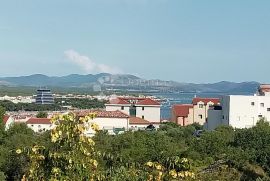 VODICE GRAĐEVINSKO  ZEMLJIŠTE U REZIDENCIJALNOM DIJELU SA POGLEDOM NA MORE Z4 – 686 M2, Vodice, Terrain