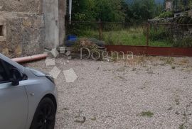 Gospodarska zgrada i dvorište za najam, Ogulin, Ogulin, Commercial property