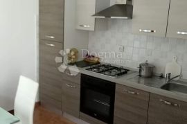 JADRANOVO KUĆA 200m od mora, Crikvenica, Casa