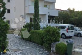 JADRANOVO KUĆA 200m od mora, Crikvenica, Haus