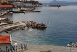 Senj - etaža kuće 80 metara od plaže, Senj, شقة