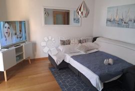 CRIKVENICA - APARTMAN 58,55 m2 - 300 m OD PLAŽE, Crikvenica, Appartement