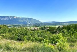 Zemljšte sa prekrasnim pogledom na Učku i zelenilo, Kršan, Arazi