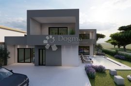 ODLIČNA VILLA U IZGRADNJI 300 m OD MORA, Medulin, بيت