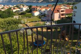 Kuća sa 7 apartmana u Loparu, otok Rab, Rab, Maison