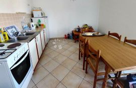 APARTMAN SA POGLEDOM NA MORE, Dobrinj, Kвартира