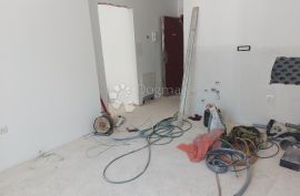 Drenova manji 1s+db sa garažom u novogradnji, Rijeka, Kвартира
