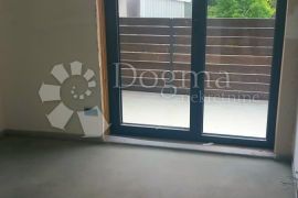 Vanserijska Novogradnja stan 80m2 + balkon, garaža, VPM, terasa, Črnomerec, Appartamento