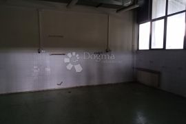 ŠIBENIK BILICE POSLOVNI PROSTOR OD 2200 M2 NA TERENU OD 12.266 M2, Šibenik - Okolica, Commercial property