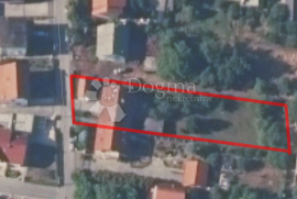 Zagreb zapad, građevinsko zemljište sa kućom za rušenje, pod račun stan, Stenjevec, Γη