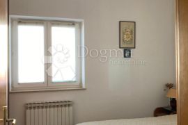 Prostrani četverosobni stan u Novom Zagrebu, Novi Zagreb - Zapad, Appartement