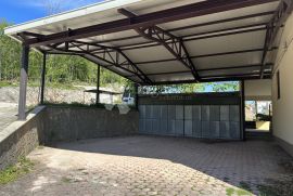 Matulji-poslovni prostor 400m2 sa 680 m2okućnice, Matulji, Ticari emlak