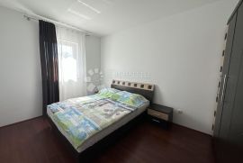 PRILIKA!! Apartman Smokvica 96m2 40m od mora, Novi Vinodolski, Διαμέρισμα