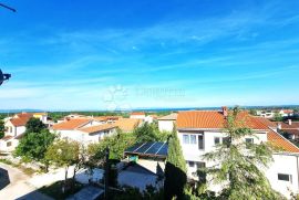 Stan sa prekrasnim pogledom na more i 2 balkona - Prilika!, Ližnjan, Appartment