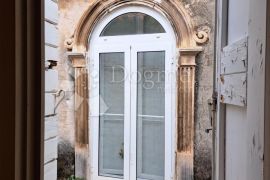 STAN U STROGOM CENTRU GRADA TROGIRA, Trogir, Daire