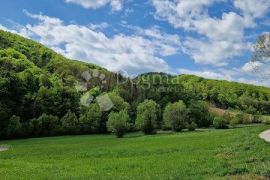 Kuća za rušenje na prekrasnoj lokaciji, Donja Voća, بيت