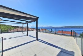 CRIKVENICA ,PENTHOUSE 3S+DB,VELIKA GARAŽA, Crikvenica, Wohnung