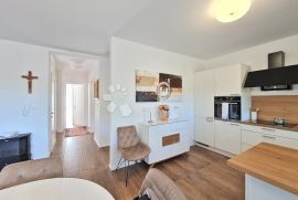 CRIKVENICA ,PENTHOUSE 3S+DB,VELIKA GARAŽA, Crikvenica, Διαμέρισμα