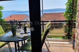 ODLIČNA APARTMANSKA KUĆA U DRAMLJU, Crikvenica, Famiglia