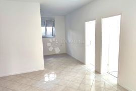 STAN UZ MORE-SRIMA- 62m2!!!, Vodice, Appartement