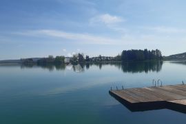 Građevinski teren, šuma i pašnjak na jezeru Sabljaci, Ogulin, Ogulin, Terreno