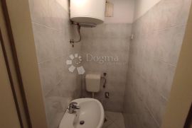 Stan 69,39 m2 u centru, Pula, Apartamento