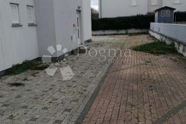 ČIŽIĆI APARTMAN U VISOKOM POTKROVLJU, Dobrinj, Appartment