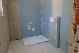 Krk, Vantačići - ekskluzivan stan s bazenom, Malinska-Dubašnica, Appartment