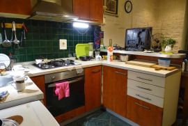 Turnić - samo u DOGMI, mali stan s pogledom na more, Rijeka, Apartamento