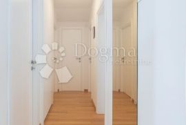 TRIBUNJ PREKRASAN APARTMAN NADOMAK MORA A2 1, Tribunj, Daire