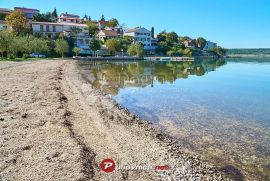 MEKA DRAGA ODLIČNO GRAĐEVINSKO ZEMLJIŠTE NADOMAK MORA, Brestovac, Terrain