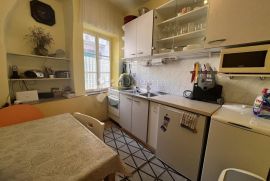 Rovinj - stan u staroj jezgri grada, Rovinj, Appartement