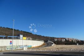 Radna zona Bodulovo - teren za najam !, Rijeka, Tierra