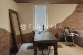 Istra, Pula, jednosoban stan na idealnoj lokaciji, NKP 66,60 m2, Pula, Appartment