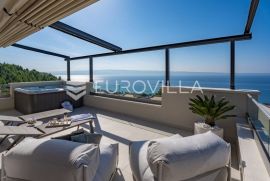 Split, Podstrana, elegantna vila s panoramskim pogledom na more i bazenom, Podstrana, House