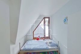 Vikend objekat sa 5 apartmana i garažom, Travnik, Ev