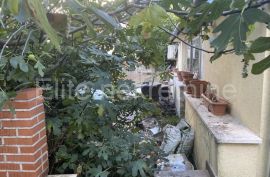 Donja Drenova - prodaja kuće 47,09 m2, vrt!, Rijeka, Kuća