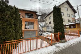 Trosoban sprat kuće za najam Hrasno Brdo, Novo Sarajevo, Appartement