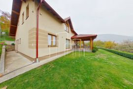 Kuća na dva sprata Blagovac - Vogošća, Vogošća, Casa