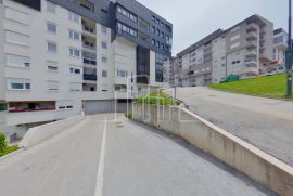 Trosoban stan u novogradnji sa dvije lođe, Sarajevo Centar, Apartamento