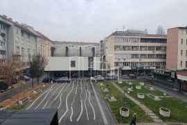 Najam gala trosoban stan Centar Sarajevo, Sarajevo Centar, Apartamento