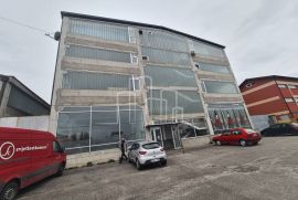 Prodaja objekat proizvodno-skladisnog i kancelarijskog tipa Sarajevo Stup, Ilidža, Commercial property