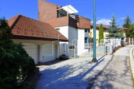 Duplek kuća sa po tri etaže i garažama prodaja Breka Centar, Sarajevo Centar, بيت