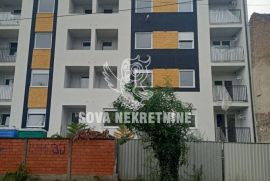 Lep trosoban stan na odličnom 3. spratu ID#1357, Subotica, Apartamento