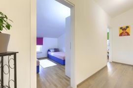 Lijepo uređeni stan u centru grada, Pula, Istra, Pula, Appartement