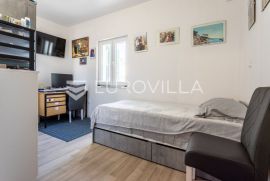 Solin, Vranjic, dvosoban komforan stan s okućnicom, Solin - Okolica, Apartamento